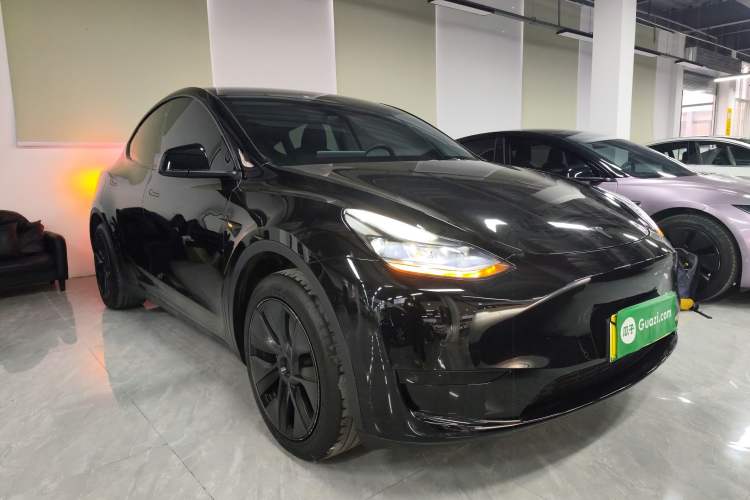 Used Tesla Model Y 2023 Rear-Wheel-Drive Version