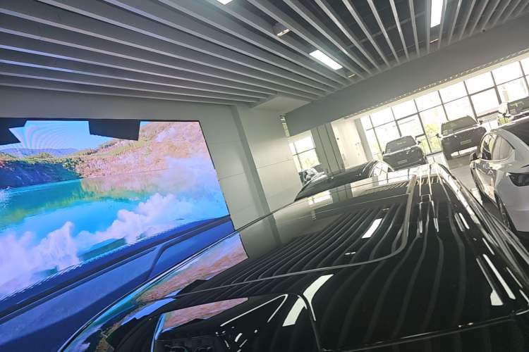 Used Zeekr 9X 2025 Max Edition Roof