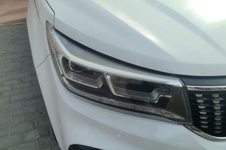 Used FORTHING Joyear X5 2017 1.6L CVT Luxury Model
