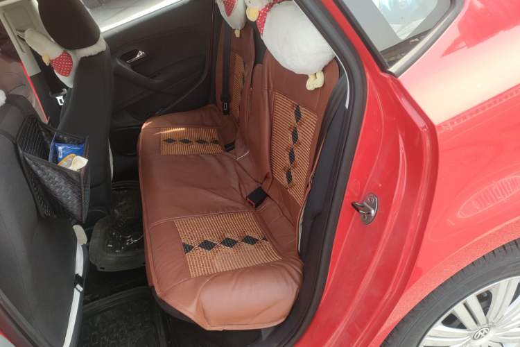 Used Volkswagen Polo 2016 1.6L Automatic Comfort Model