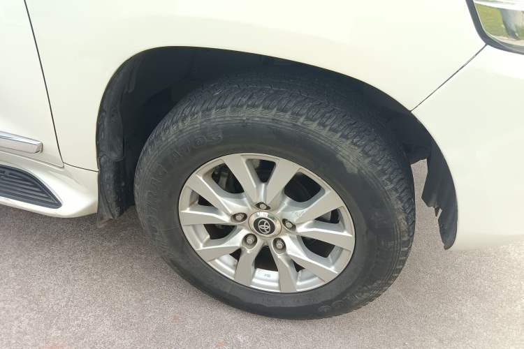 Used Toyota Land Cruiser 2018 4.6L GX-R Middle East
