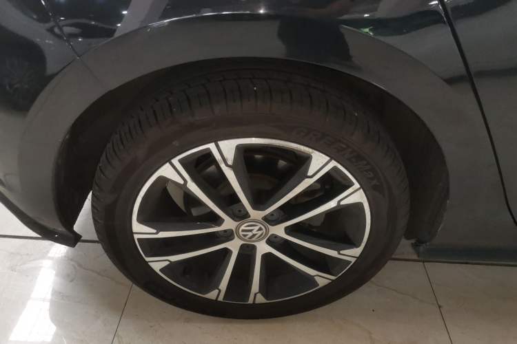 Used Volkswagen Golf 2020 Charming Edition 280TSI DSG R-Line Exterior 5