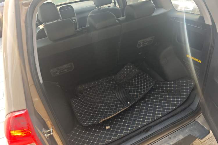 Used Chery Tiggo 3 2015 1.6L CVT ZhiShang Commemorative Edition
