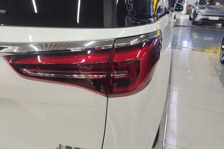 Used Buick GL8 2023 ES Lu Zun Comfort Model