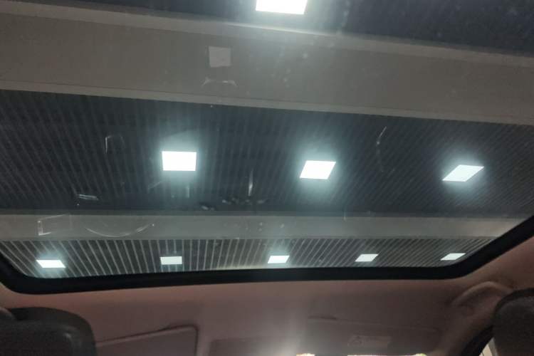 Used Land Rover Discovery Sport 2018 240 PS SE Version
