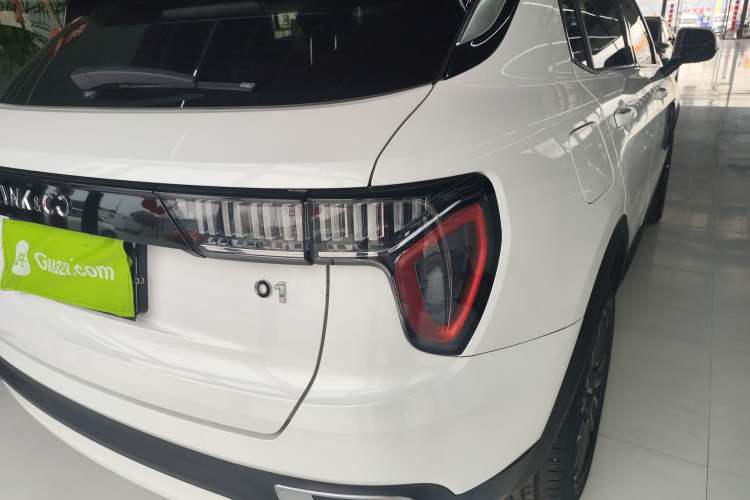 Used Lynk & Co 01 2020 2.0T Two-Wheel Drive Pure Pro Version China VI Standard