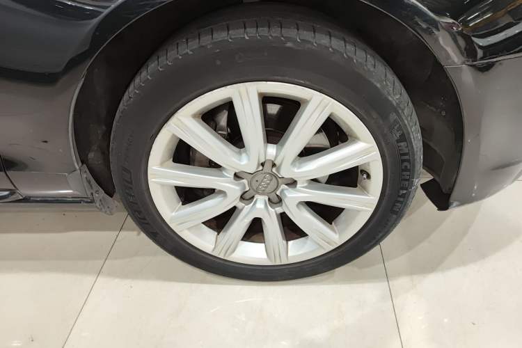 Used Audi A6L 2012 35 FSI Comfort Model Right Front Wheel Hub