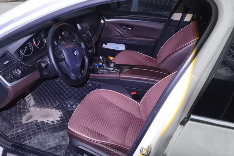 Used BMW 5 Series 2014 525Li Luxury Design Package Left Front Seat