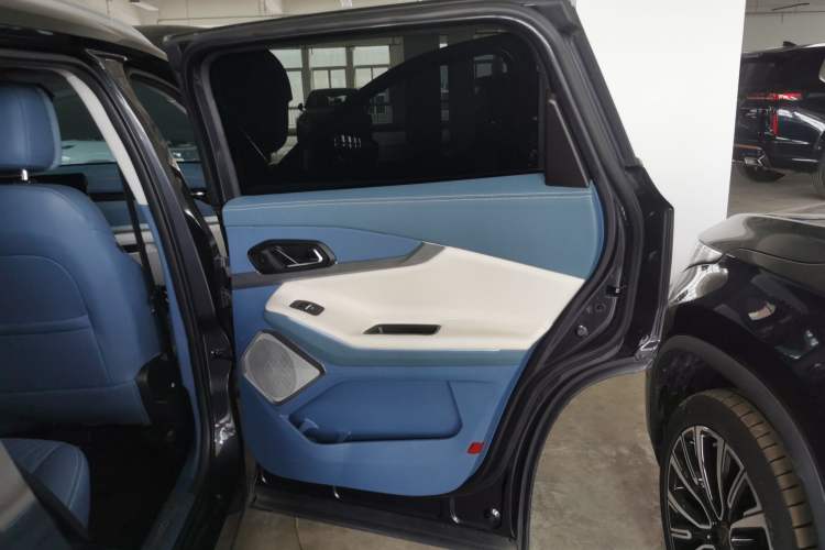 Used EXEED Lingyun 2023 400T Four-Wheel Drive Star Prestige Edition Interior 6