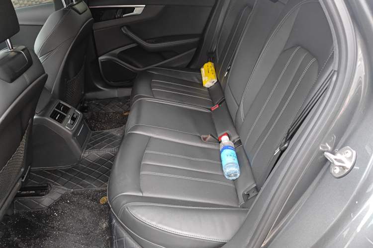 Used Audi A4L 2023 40 TFSI Luxury Dynamic Model