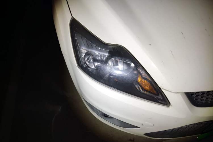 Used Ford Focus 2013 Hatchback Classic 1.8L Manual Base Model