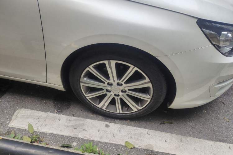 Used Peugeot 408 2014 1.8L Automatic Luxury Edition