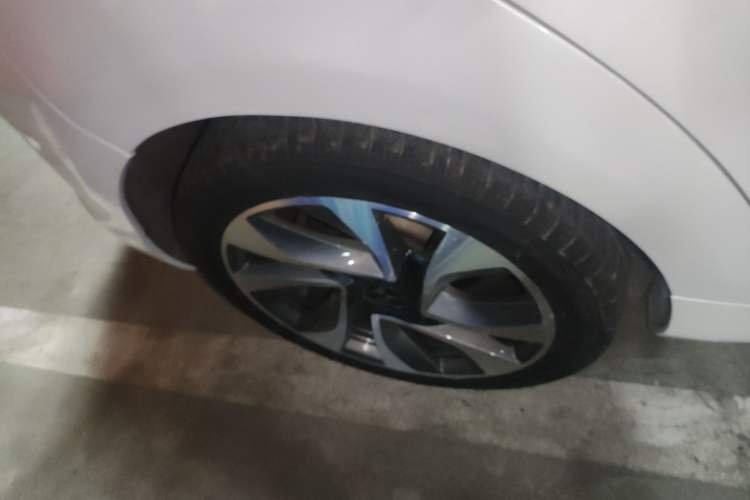 Used DS 5 2013 1.6T Prestige Edition THP200
