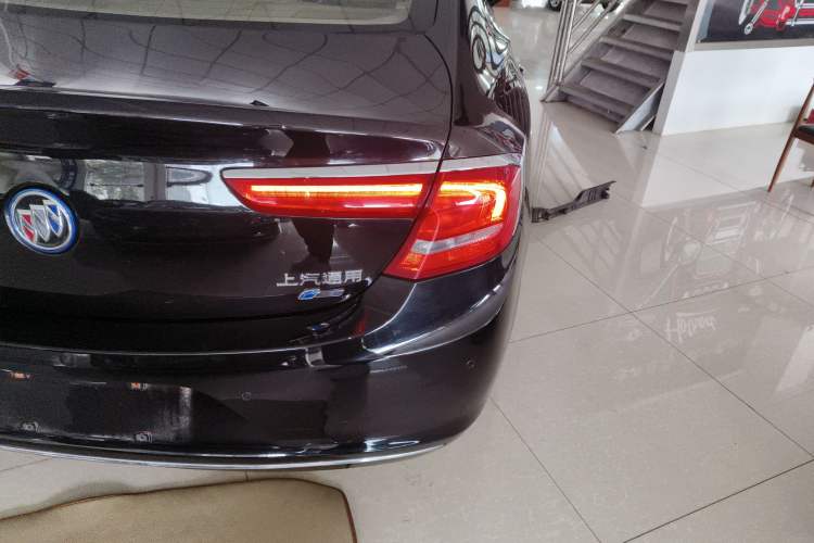 Used Buick LaCrosse 2018 30H Elite Edition