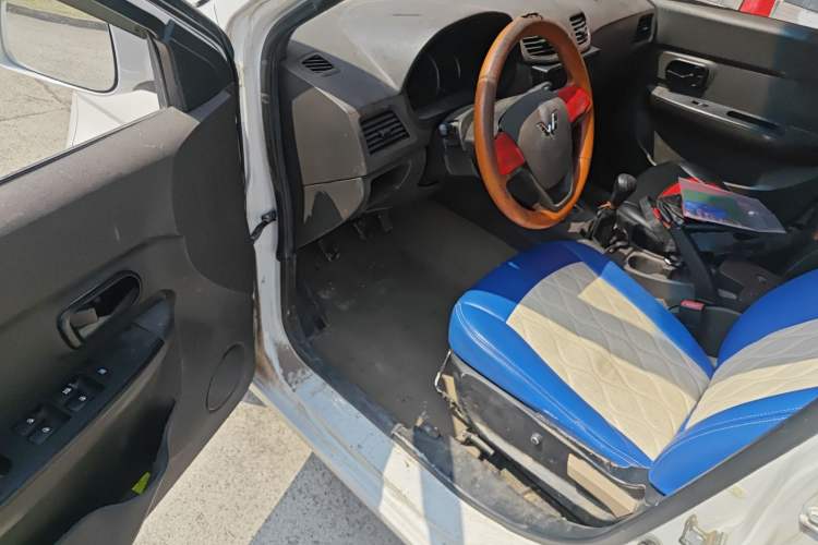 Used Wuling Hongguang 2016 1.5L Restyled S Comfort Version Driver Seat