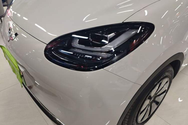 Used Wuling Bingo 2023 203km Comfort Edition Left Front Headlight
