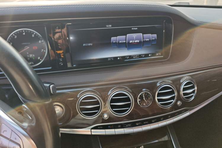 Used Mercedes-Benz S-Class 2017 S 320 L Business Model
