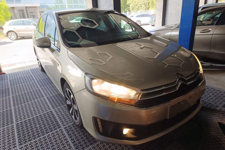 Used Citroen C4 Sega 2016 1.2THP Automatic Luxury Model Front Right 45 Deg