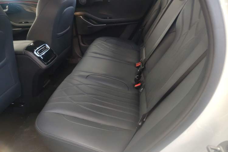 Used EXEED Stellar C-DM 2025 100 Long-Range Plus Two-Wheel Drive
