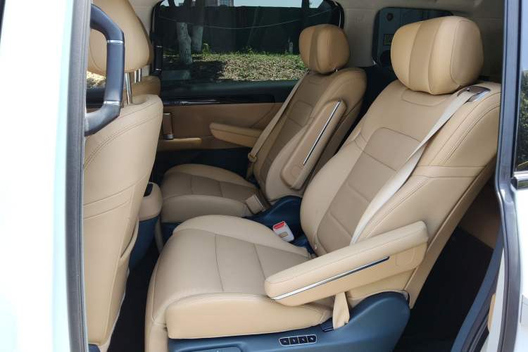 Used GAC Trumpchi E8 New Energy 2024 150km MAX Left Rear Seat