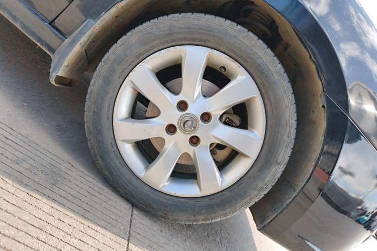 Used Dongfeng Aeolus A60 2014 1.6L Manual Luxury Model