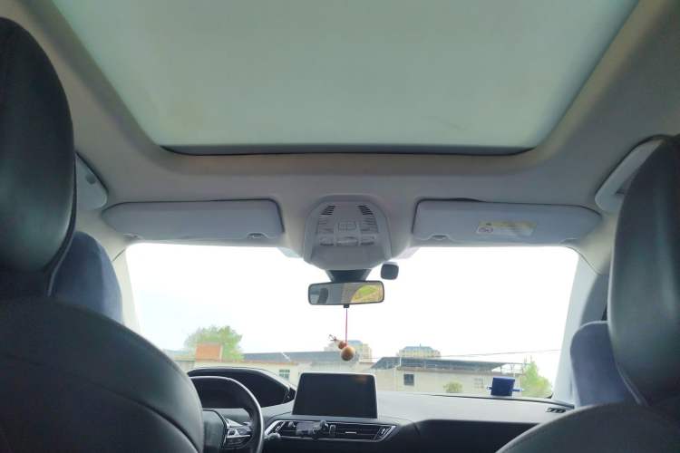 Used Peugeot 4008 2017 350THP Elite Edition Headliner