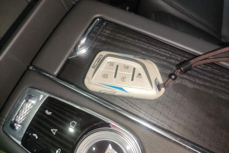 Used Cadillac CT6 2023 28T Luxury Version Vehicle Key