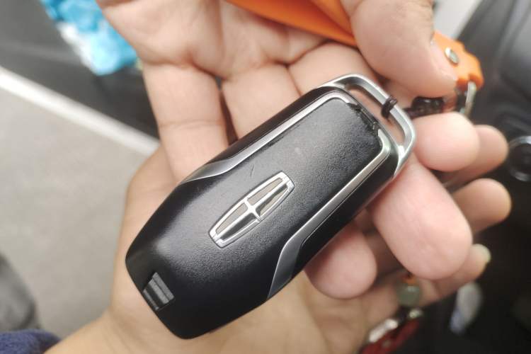 Used Lincoln MKC 2014 2.0T Two-Wheel-Drive Luxury Edition