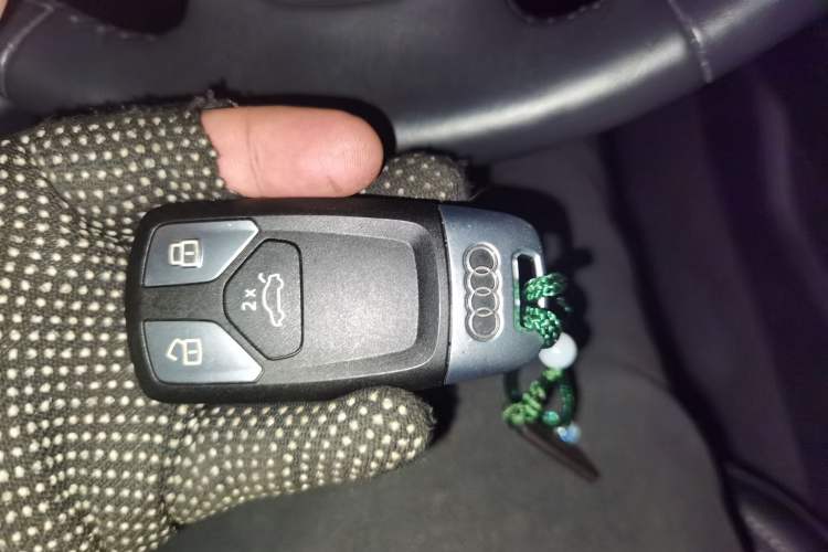 Used Audi A4L 2019 40 TFSI Ambition China VI
