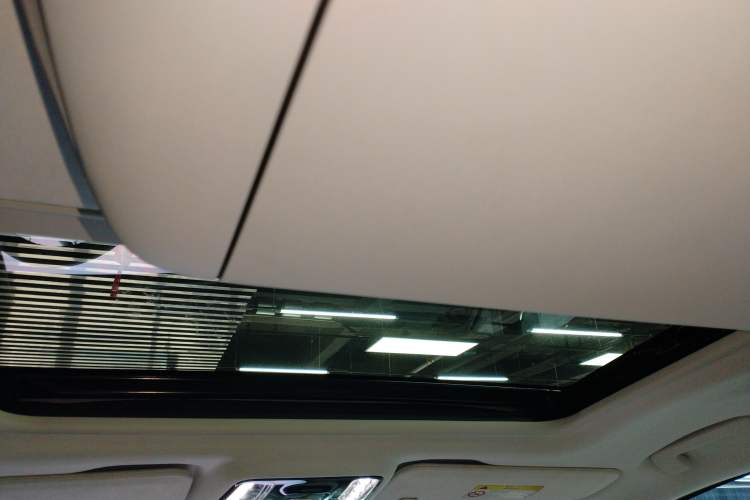 Used Buick GL8 New Energy 2024 Lu Zun Luxury Edition 7-Seater