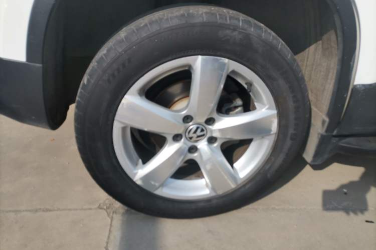 Used Volkswagen Tiguan L 2013 1.8 TSI Automatic Two-Wheel Drive Comfort Edition