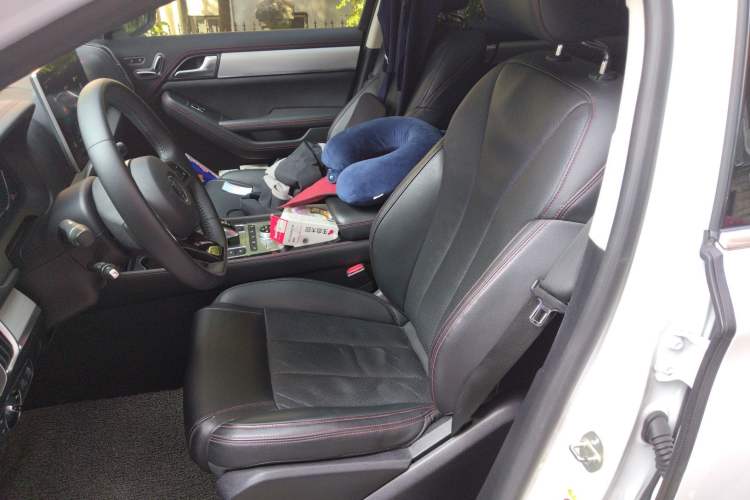 Used BYD Tang New Energy 2018 DM 2.0T All-Wheel Drive Smart Connectivity Luxury Model 7 Seats China V Emission Standard