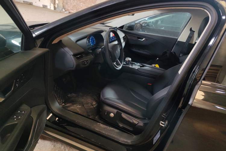 Used Hongqi E-QM5 2021 Charging Version Flagship Edition
