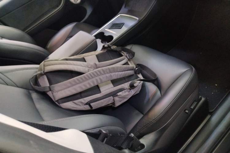 Used Tesla Model Y 2024 Rear-Wheel-Drive Version
