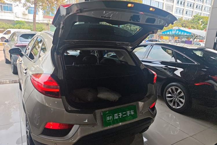 Used Geely Auto Emgrand GS 2016 Elegant Edition 1.3T Automatic ZhenShang Model
