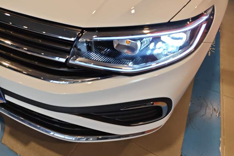 Used Volkswagen Bora 2025 200TSI DSG Enjoy Driving Navigation Edition Left Front Headlight