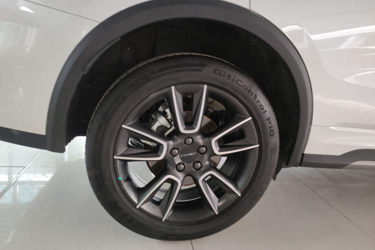 Used Lynk & Co 01 2025 2.0TD Two-Wheel Drive Refreshed Pro Version
