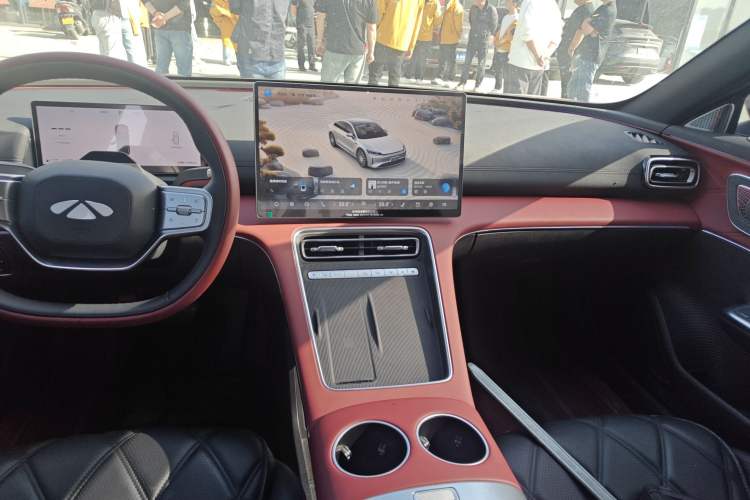 Used Chery Fengyun Fulwin A9L 2025 Model, Four-Wheel Drive High-Energy Peak Edition Audio And AC Panel