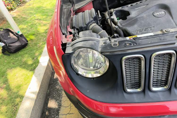 Used Jeep Renegade 2018 Connected Large Screen Version 180T Automatic High-Energy Edition
