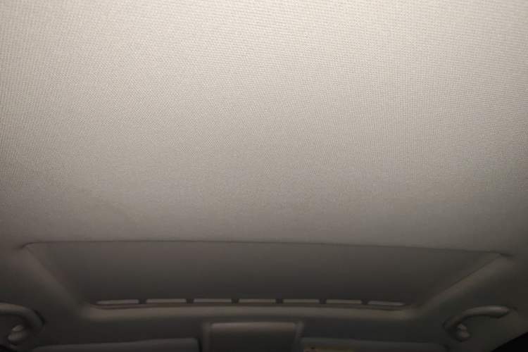 Used Volkswagen Lavida 2013 Restyled Classic 1.6L Manual Comfort Edition
