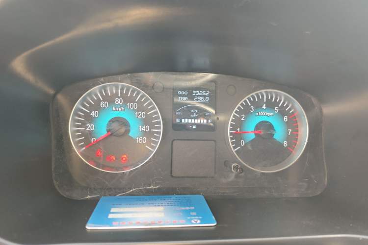 Used Jinbei Gold Hiace M Classic 2024 1.5L Engineering Lion Passenger Vehicle 6 Seats Instrument Cluster