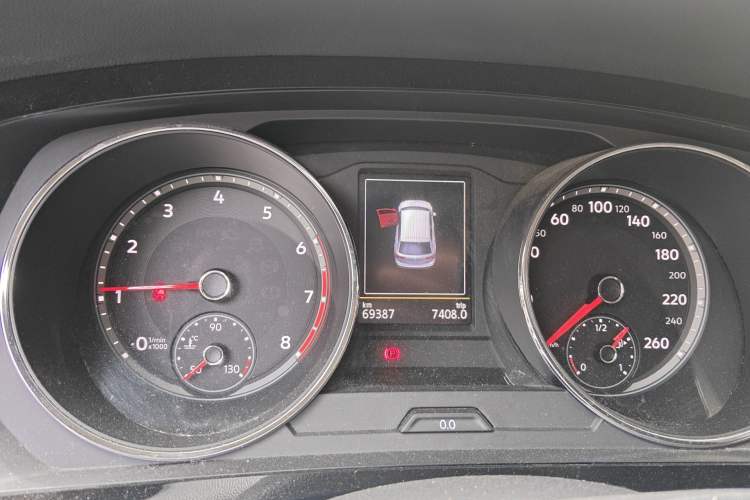 Used Volkswagen Tiguan L 2017 330TSI Automatic Two-Wheel Drive Luxury Edition Instrument Cluster