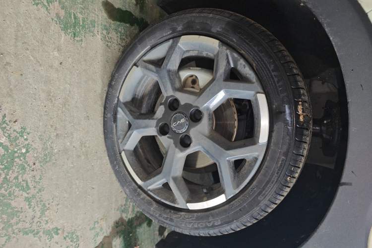 Used BYD Seagull 2025 305 km Free Version Left Front Wheel Hub