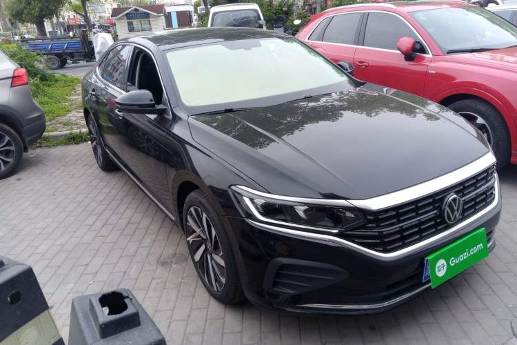 Used Volkswagen Passat 2025 Outstanding Model 330TSI Elite Edition
