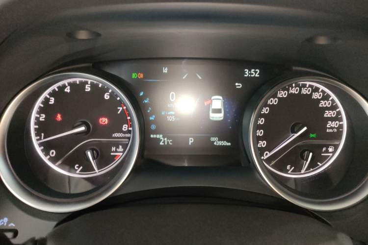 Used Toyota Camry 2021 2.0G Luxury Edition
