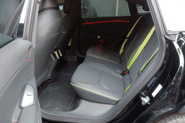 Used ARCFOX Alpha S5 2024 560MAX 185kW
