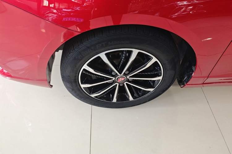 Used Roewe i5 2020 1.5L Automatic 4G Connect Luxury Flagship Edition