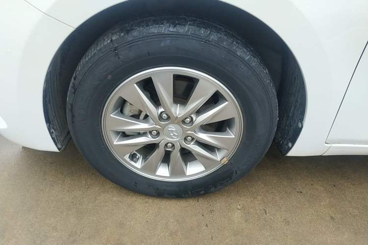 Used Hyundai Celesta 2018 1.6L Automatic GL Enjoyment Edition China VI compliant
