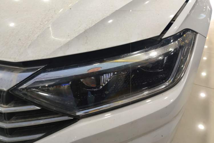 Used Volkswagen Sagitar 2019 200TSI DSG Comfort Version China VI Standard
