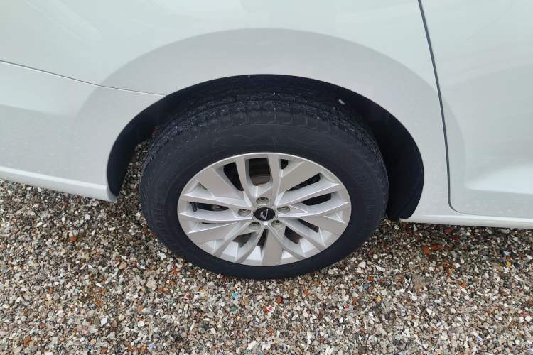 Used Jetta VA3 2021 1.5L Automatic Glory Edition Exterior 5